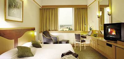 Holidays to the Furama City Centre Hotel Singapore